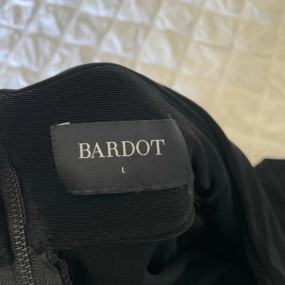 Bardot Reno slinky in black open front maxi dress - Picture 8 of 15